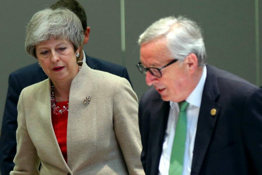 May: „a Brexit az utódomra marad”