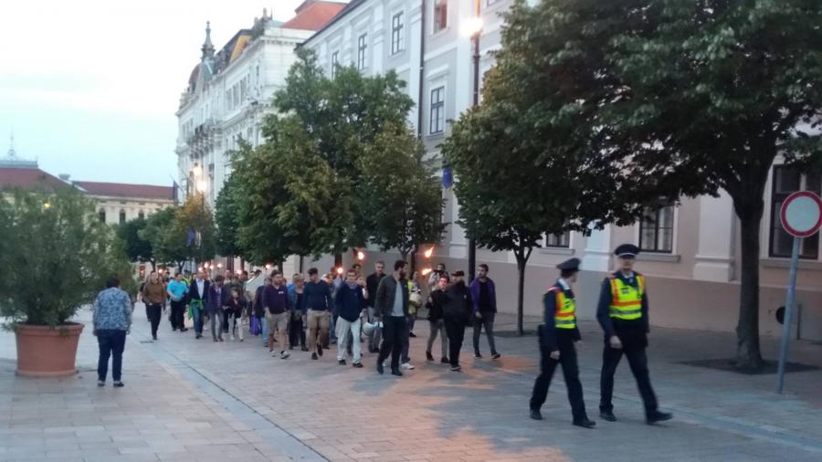 A szabad tudományért tüntették Pécsen, de nagyon kevesen