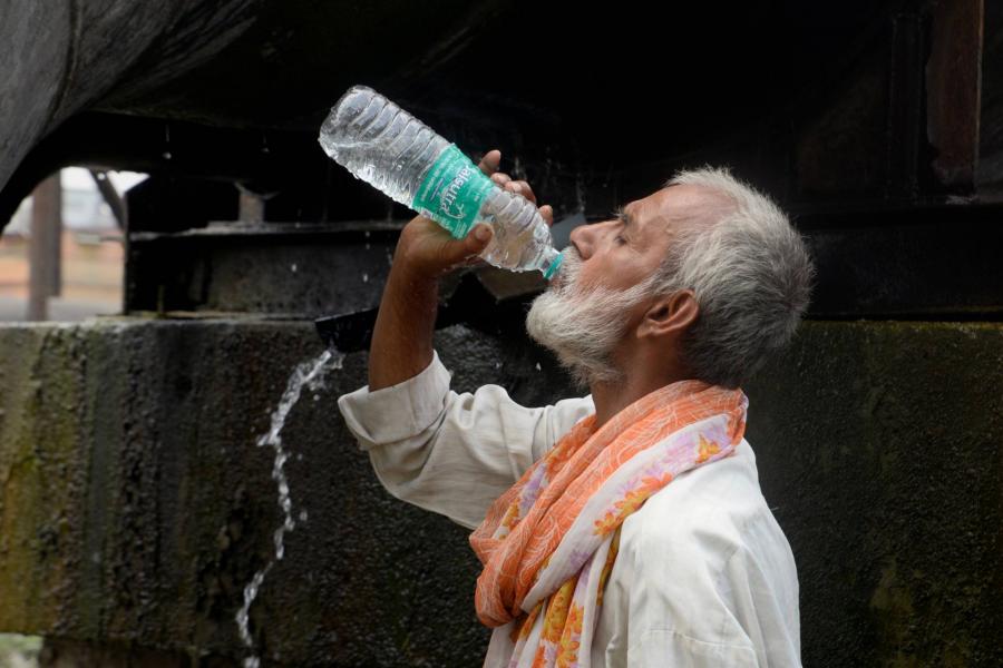 Több mint hetvenen meghaltak a hőség miatt Indiában