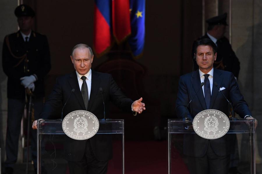 Putyin az egész világot kiosztotta Rómából, von der Leyentől a szankciók eltörlését reméli