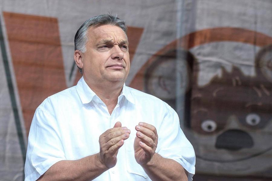 Orbán Viktorral tér vissza Tusványos