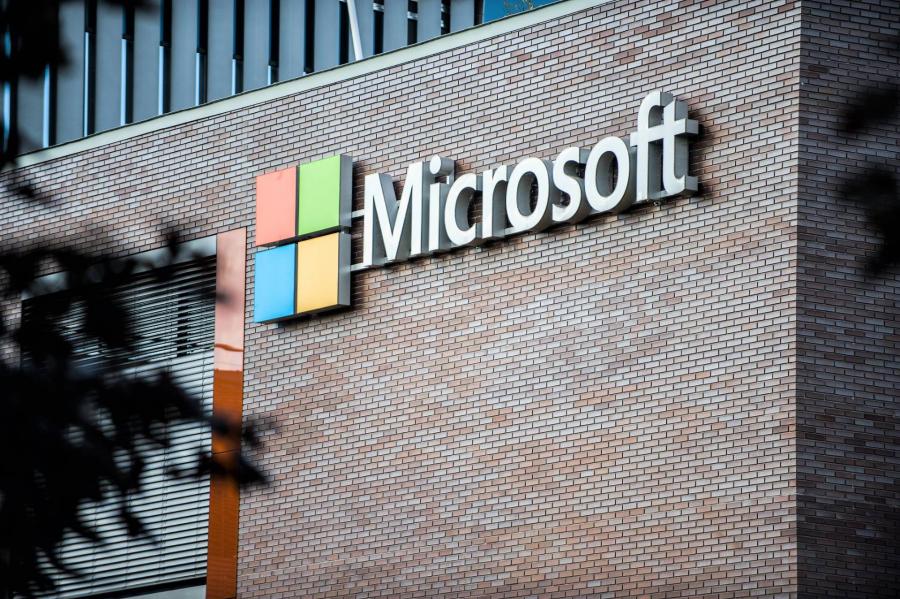 A NAV és az ORFK is sáros a Microsoftos korrupcióban