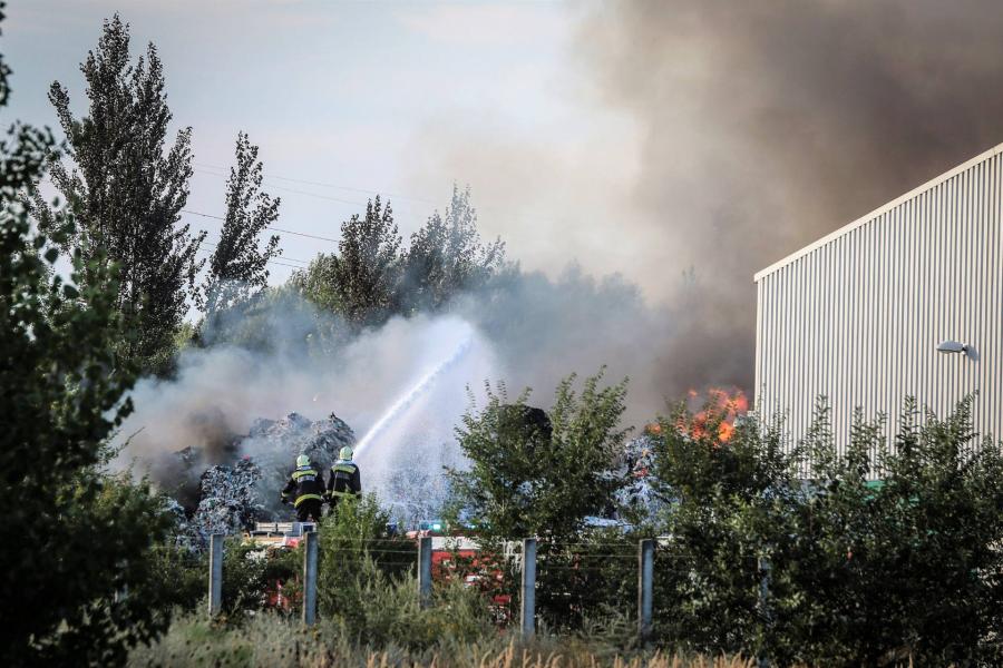 Eloltották a királyszentistváni hulladéklerakóban keletkezett tüzet