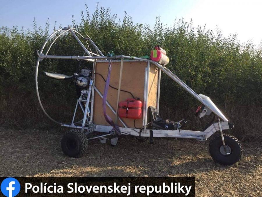 Házilag készített repülővel szökhetett át egy férfi a szlovák határon