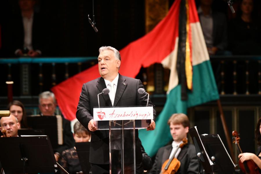 Orbán: „1956-ban a magyar nemzet felsőbb osztályba lépett”