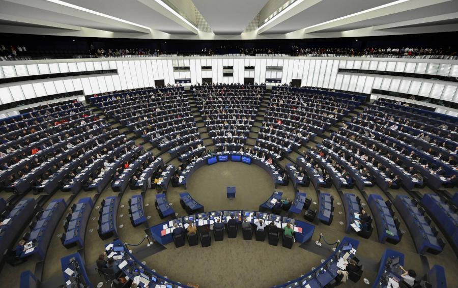 Az Európai Parlament kihirdette az éghajlatváltozási vészhelyzetet