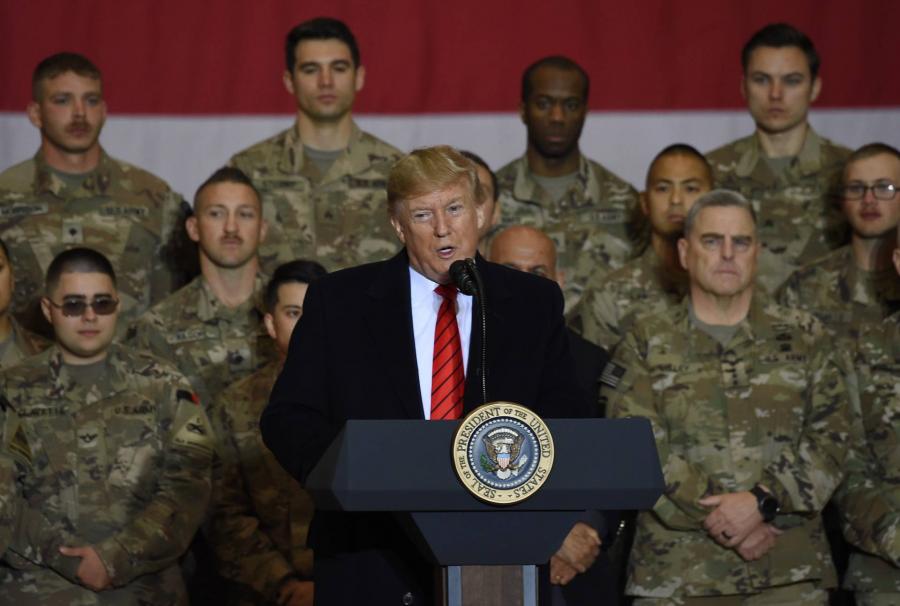 Váratlanul Afganisztánba látogatott Trump