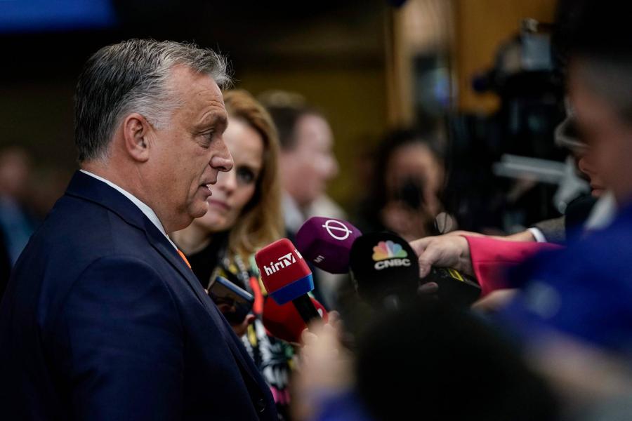 Orbán és szövetségesei torpedózzák Európa zöld átállását