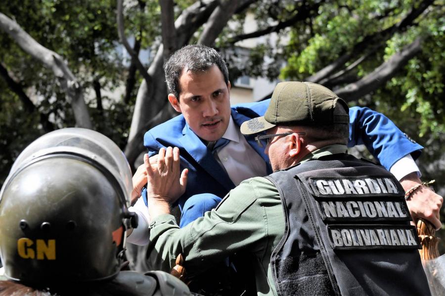 Kétszer kettő: teljes káosz Venezuelában