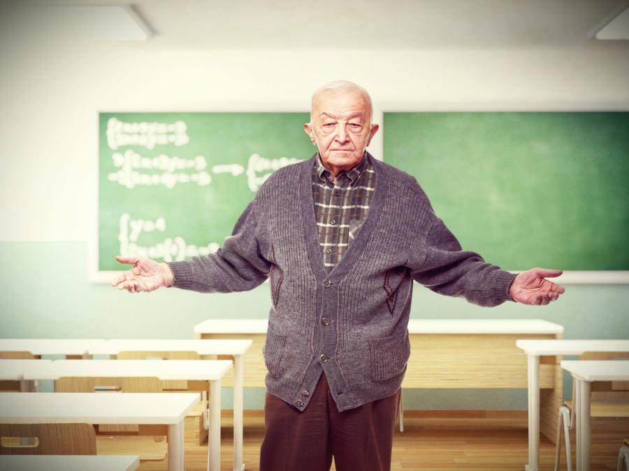 Egyre idősebbek a pedagógusok, a pályakezdő tanárok aránya rendkívül alacsony
