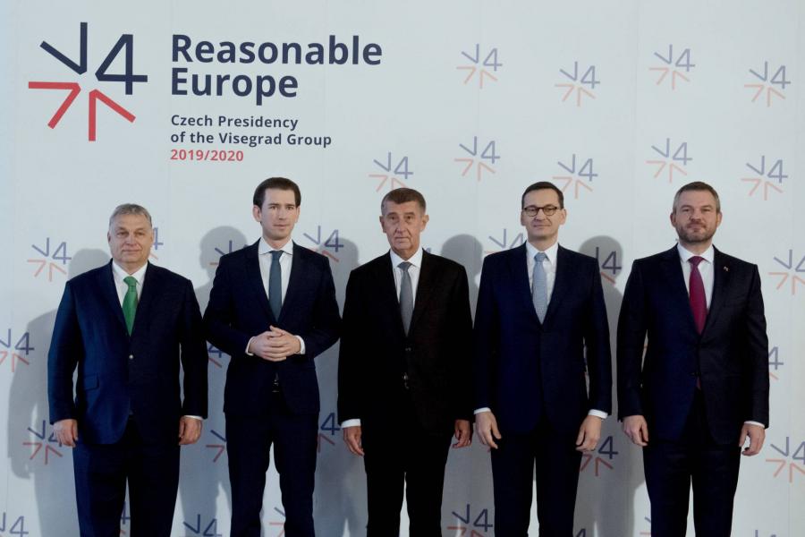 Kurz közölte a V4-ekkel: nem kér a keleti és a nyugati EU-tagállamok között kialakult feszültségből
