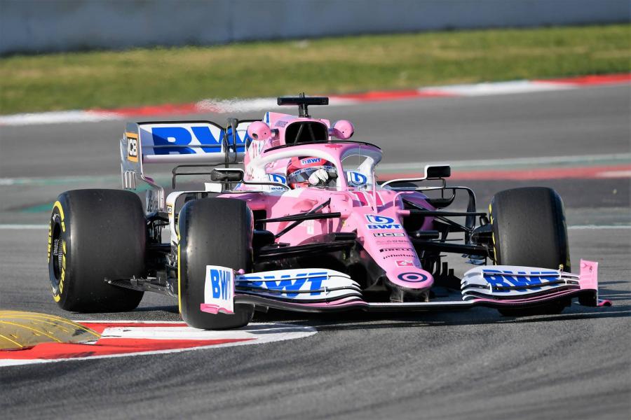 Rózsaszínbe csomagolt Mercedes a Racing Point