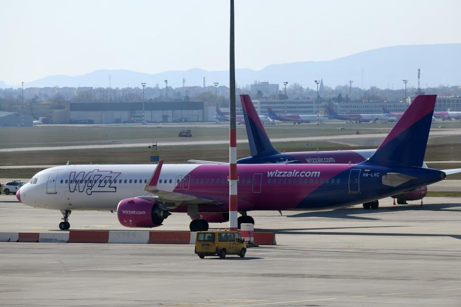 Az Orbán-kormány megsarcolja a légitársaságokat, ezt a Wizz Air rövid úton áremeléssel tolhatja át az utasokra