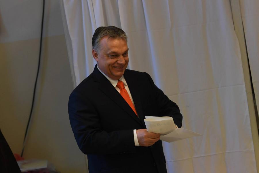 Már a fideszesek többsége is úgy látja, hogy demokratikusan nem lehet leváltani az Orbán-kormányt