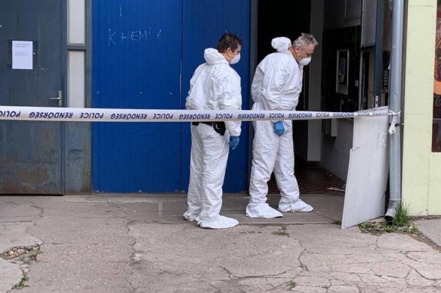Holttestet találtak egy füzesabonyi lakásban, nyomoz a rendőrség