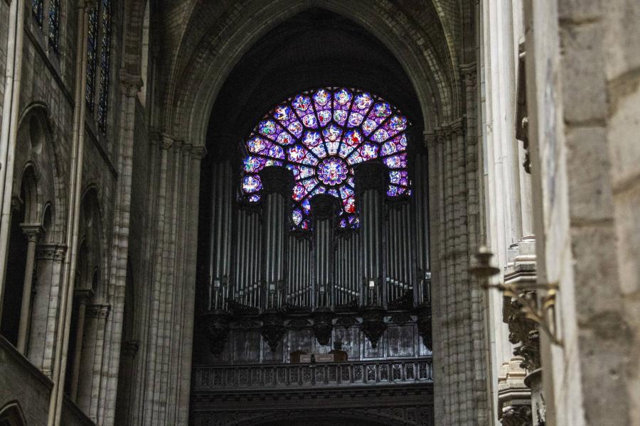 Hétfőn kezdik a leégett Notre Dame fő orgonájának restaurálását