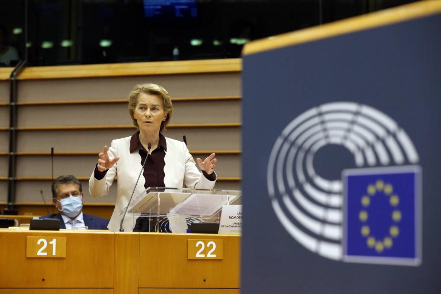 Az Európai Bizottság elnöke mellőzte a diplomáciai finomkodást, és nyíltan szankciókat követelt Luaksenko ellen