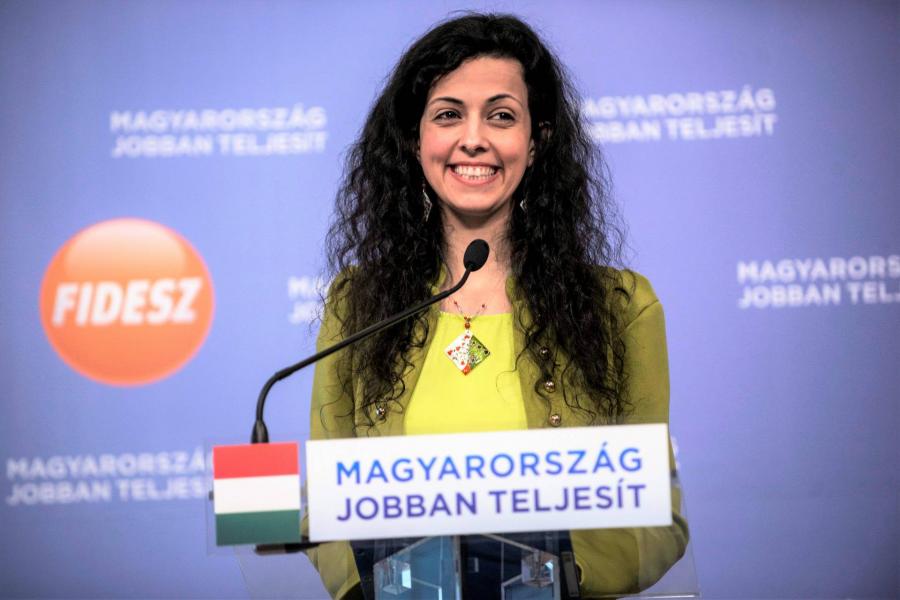 Az NVB szerint nem volt törvénytelen, ahogyan a Fidesz jelöltje gyerekekkel kampányolt