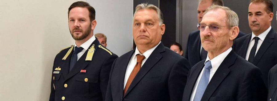 Elbúcsúztatta Orbán Viktor a nemzetbiztonsági főnököt