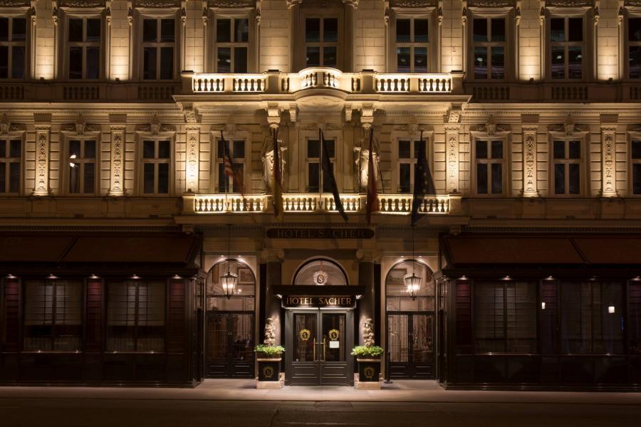 Már a Hotel Sacher is elbocsájt – Jelenleg 405 ezer ember keres munkát Ausztriában