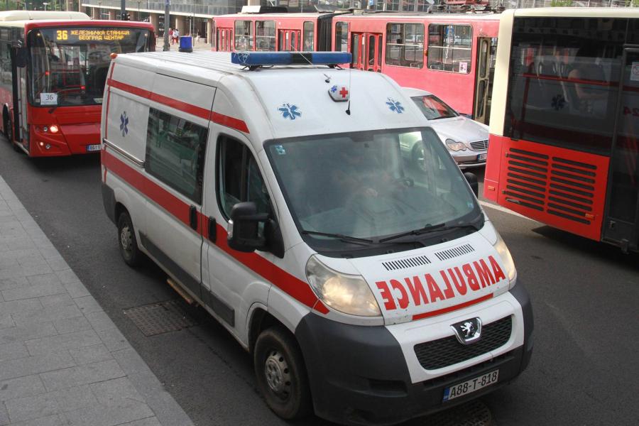 Egy ember meghalt, ketten megsérültek egy belgrádi robbanásban