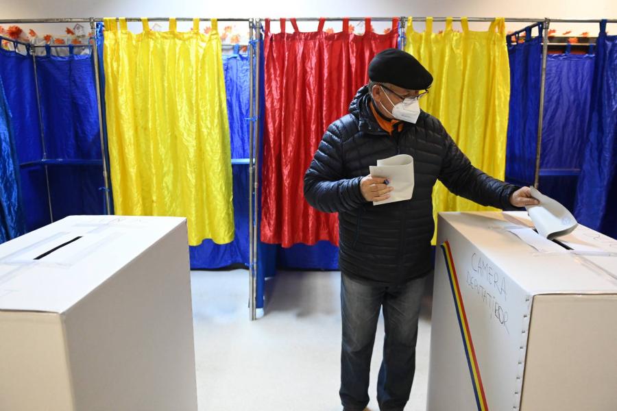 Mindenki nyert Romániában: nyitott eredményt mutatnak az exit pollok