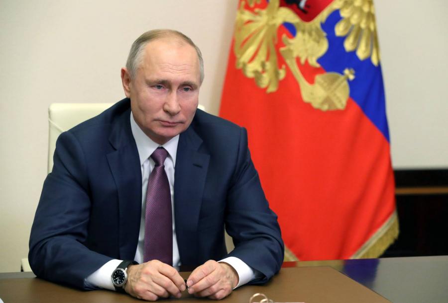 Putyin elhatározta, hogy beadatja magának a koronavírus elleni vakcinát
