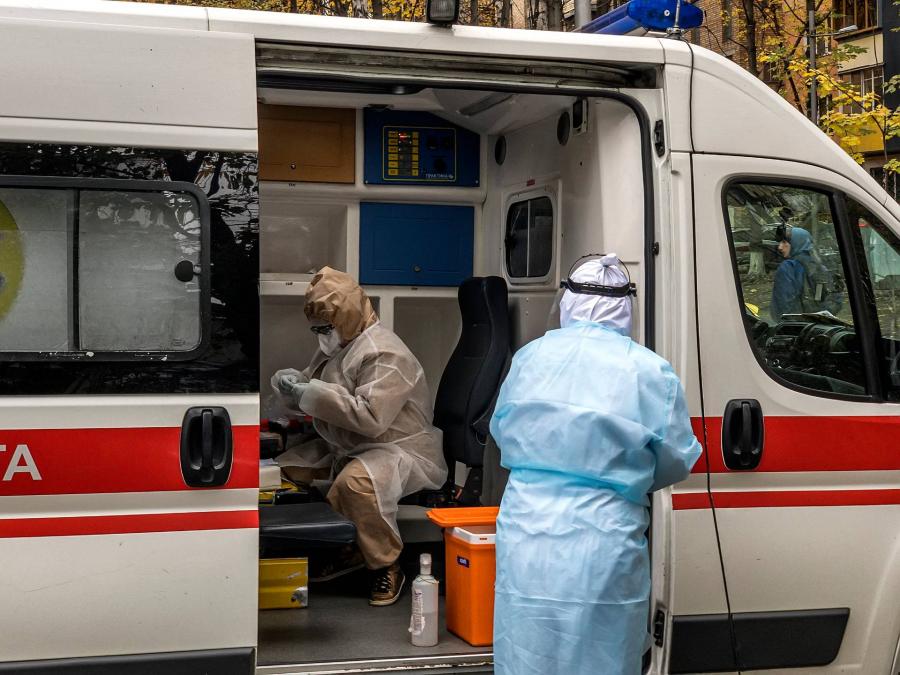 Már több mint húszezer ember halt meg a járvány miatt Ukrajnában