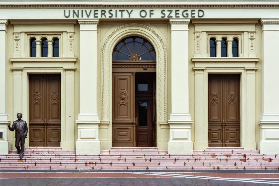 Lemondott Szegeden az egyetemi többségre fittyet hányó fideszes professzor