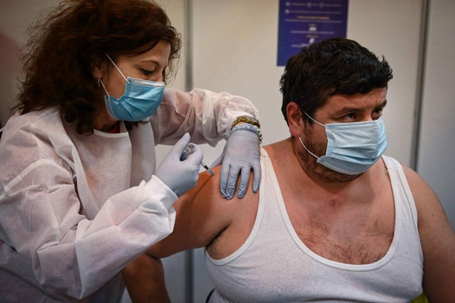 Több mint hétezren jogosulatlanul kaptak koronavírus elleni oltást Romániában