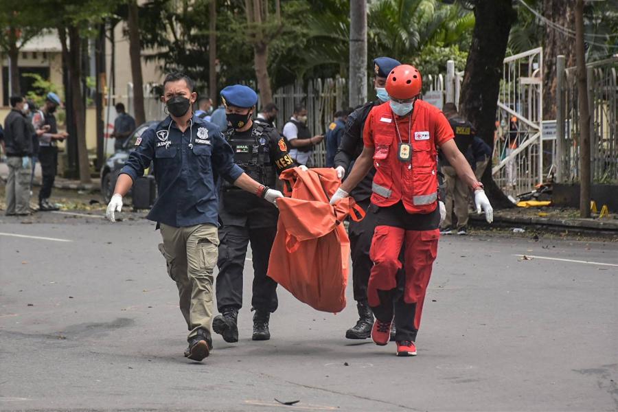 Öngyilkos merénylő robbantott egy indonéziai katolikus templomnál