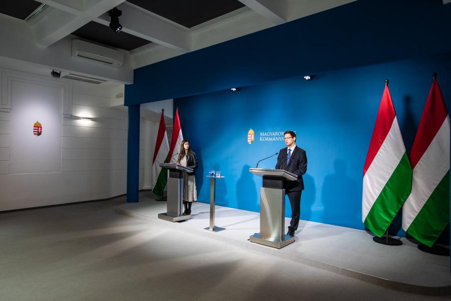 Orbán jelenti be a nyitás további lépéseit