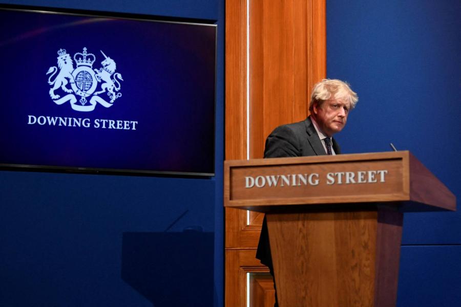 Boris Johnson előre menekülne a balhésorozatból