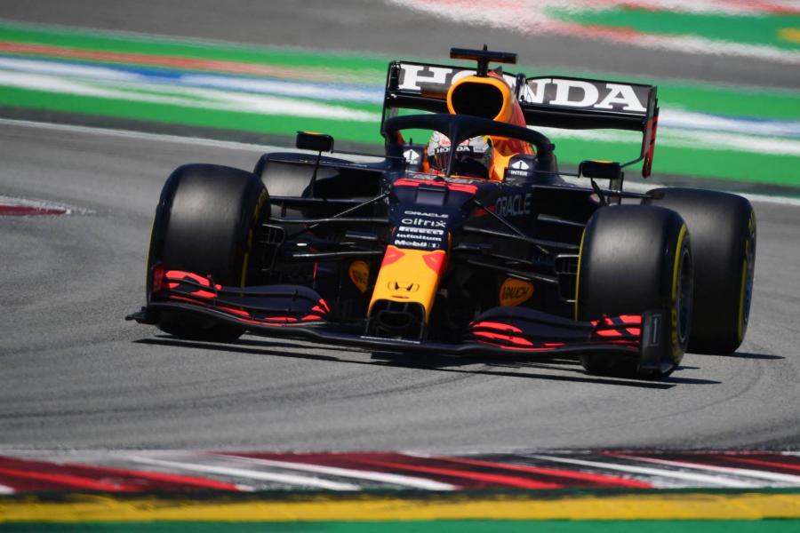 Verstappen volt a leggyorsabb a Spanyol Nagydíj harmadik szabadedzésén
