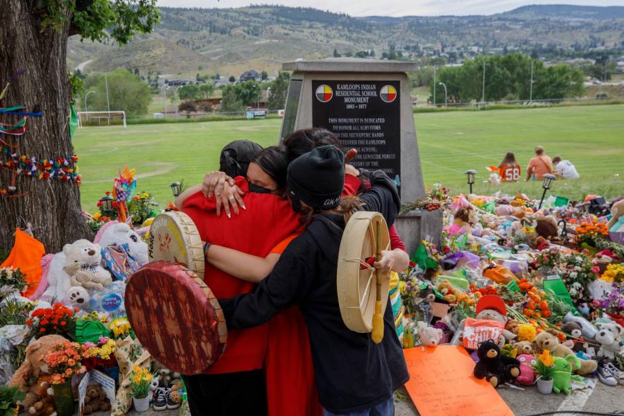 Újabb jelöletlen sírokat tártak fel Kanadában