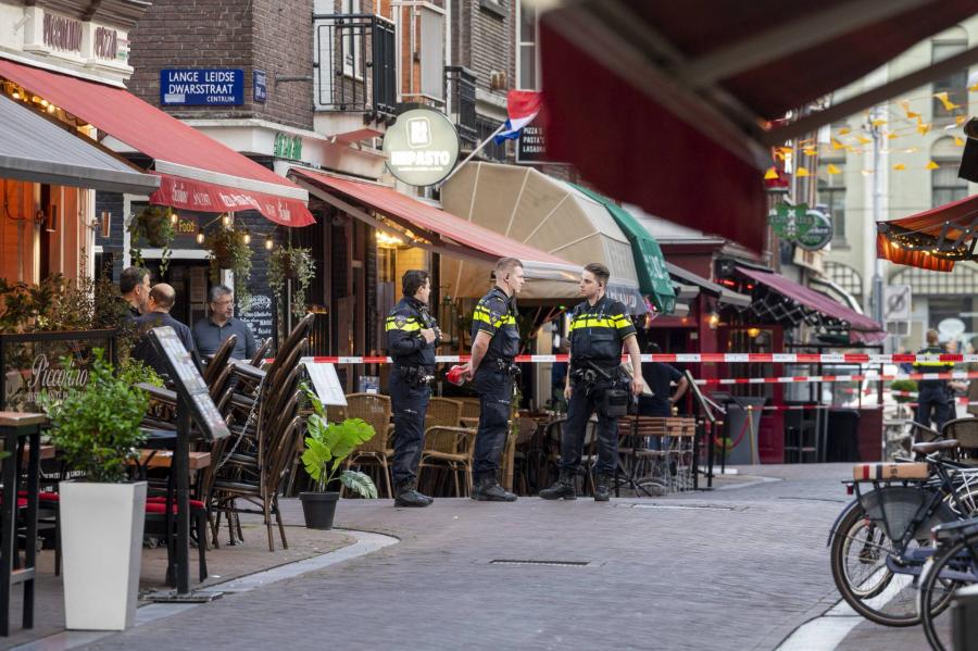 Rálőttek egy ismert bűnügyi újságíróra Amszterdamban