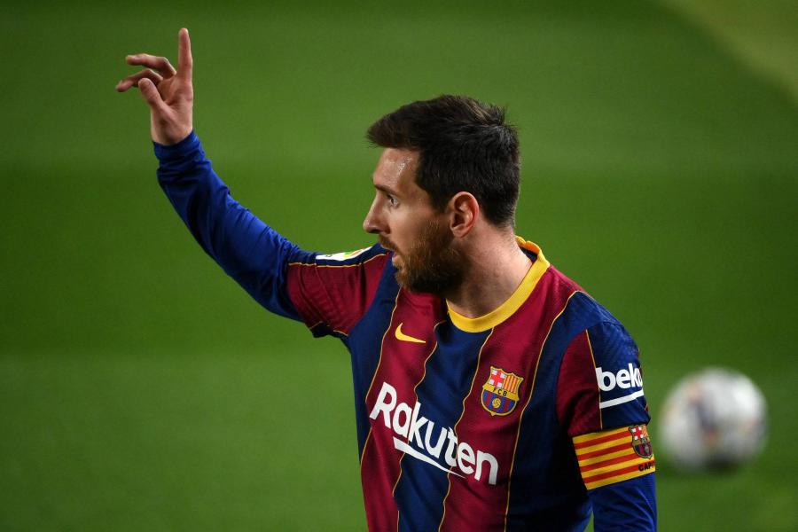 Messi a Paris Saint-Germain csapatához szerződne