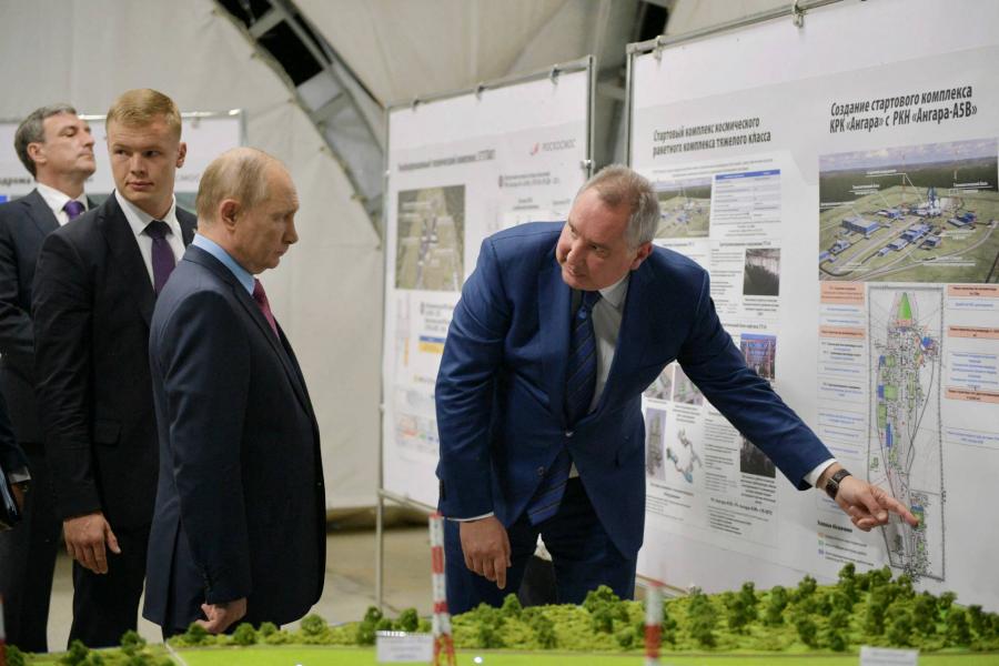 Védelmi miniszterével Szibériában vakációzott Vlagyimir Putyin