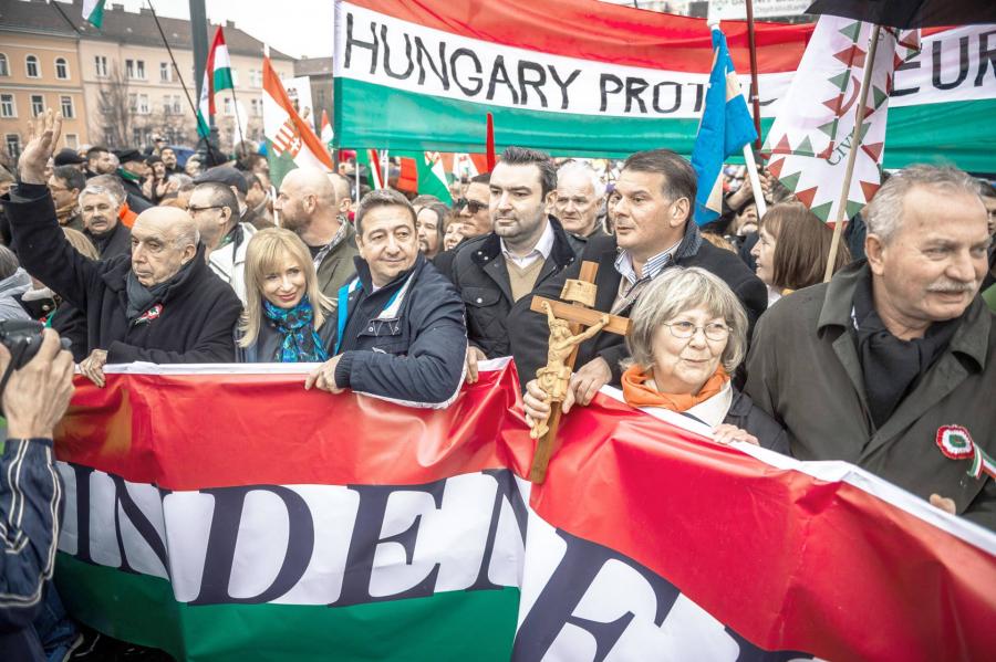 Orbán rendhagyó helyszínen mondja el október 23-i beszédét