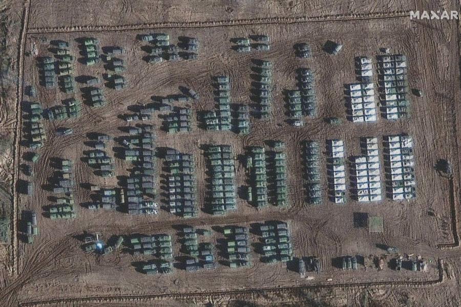 Ukrajna szerint 90 ezer orosz katonát vezényeltek határaikhoz és a megszállt területekre