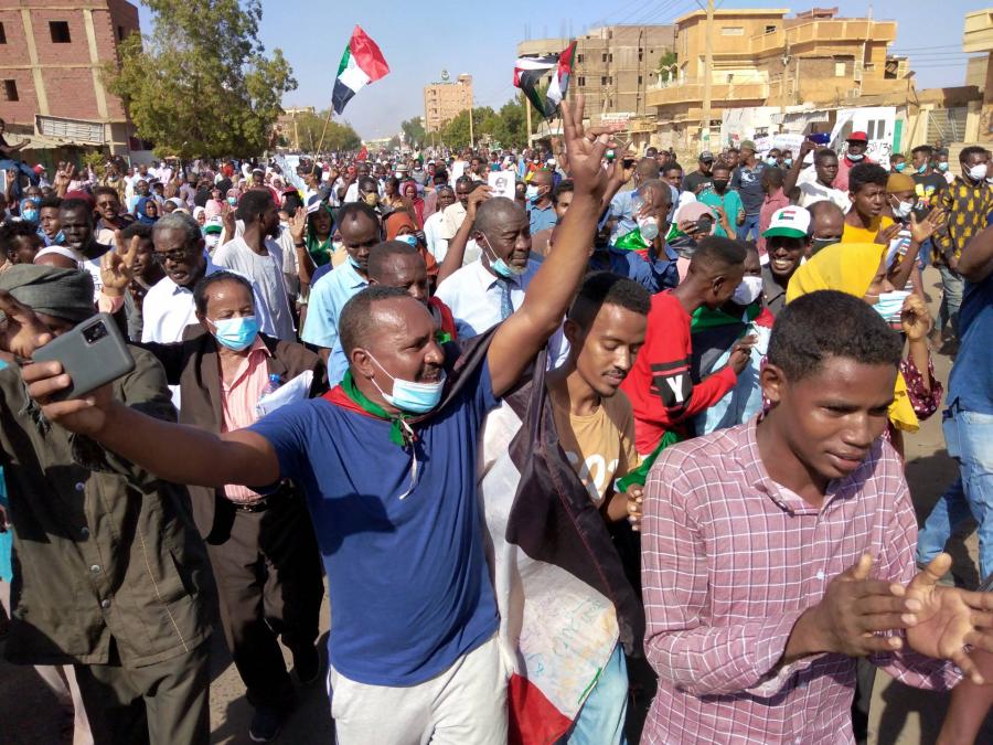Szudán: véres úton a polgárháború felé