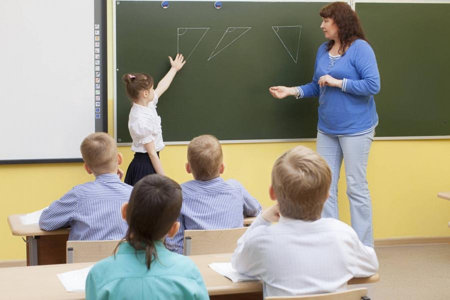Újabb átszervezés várhat a tanárokra, a szaktárca hallgat