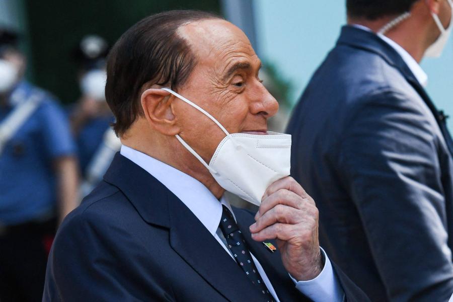 Fő Berlusconi feje