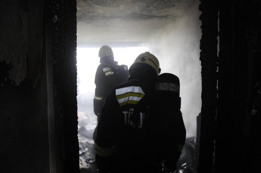 Holttestet találtak a tűzoltók Solymáron egy kigyulladt házban