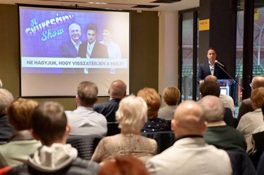 Egy helyi rádiót működtető cég állta több fideszes politikus szombathelyi fórumának terembérleti díját