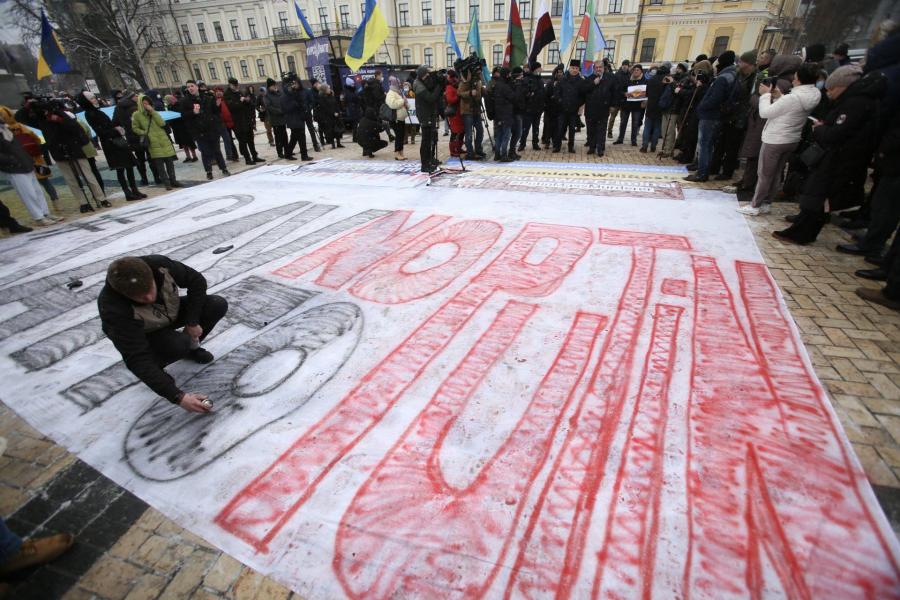 A „Szovjetuniót újjáépítő” Putyin ellen tüntettek Kijevben