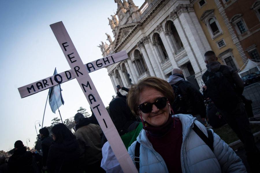 Dühösek az emberek, Európa több nagyvárosában tüntettek a korlátozások ellen