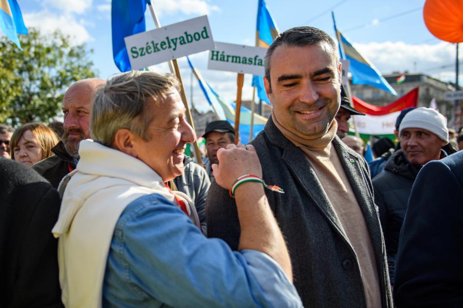 Hazudott Bayer Zsolt, pert nyert a Jobbik politikusa