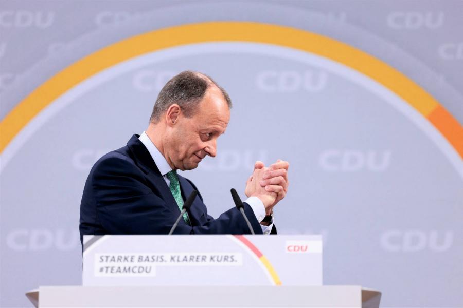 Friedrich Merzet választották a CDU elnökének