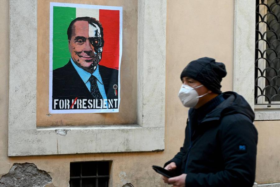 Berlusconi nem jelöli magát az államfői székbe